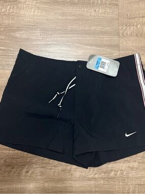 Nike women’s shorts